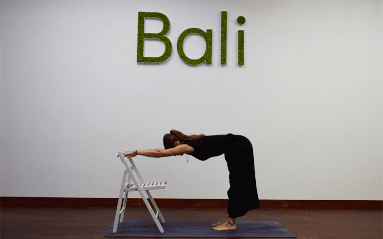 Posture Amandine yoga thérapeutique